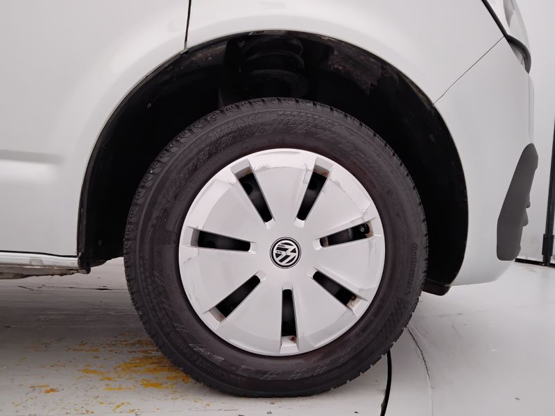 GuidiCar - VOLKSWAGEN Caravelle 2023 T6.1 Caravelle 2.0 tdi 150cv Comfortline p.c. dsg7 Usato