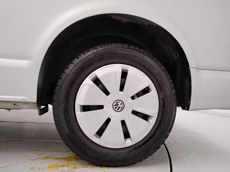 GuidiCar - VOLKSWAGEN Caravelle 2023 T6.1 Caravelle 2.0 tdi 150cv Comfortline p.c. dsg7 Usato