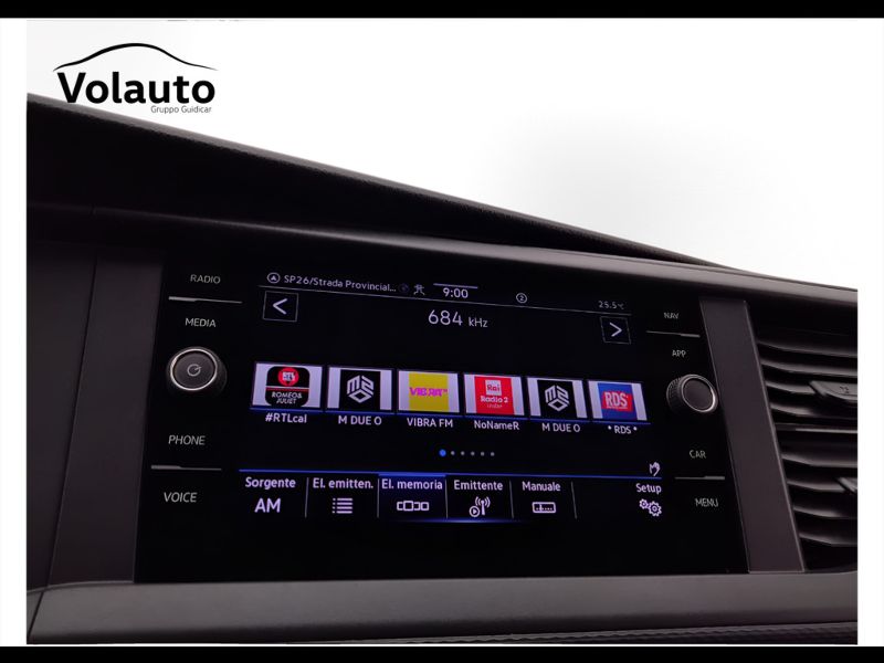 GuidiCar - VOLKSWAGEN Caravelle 2023 T6.1 Caravelle 2.0 tdi 150cv Comfortline p.c. dsg7 Usato