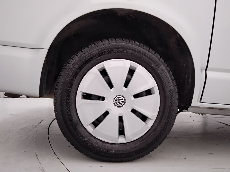 GuidiCar - VOLKSWAGEN Caravelle 2023 T6.1 Caravelle 2.0 tdi 150cv Comfortline p.c. dsg7 Usato