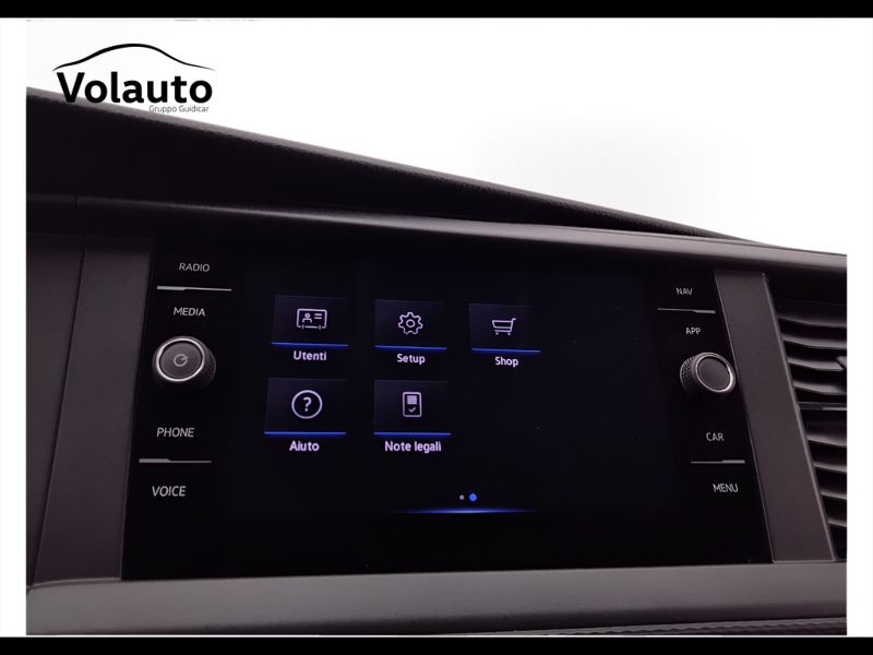 GuidiCar - VOLKSWAGEN Caravelle 2023 T6.1 Caravelle 2.0 tdi 150cv Comfortline p.c. dsg7 Usato