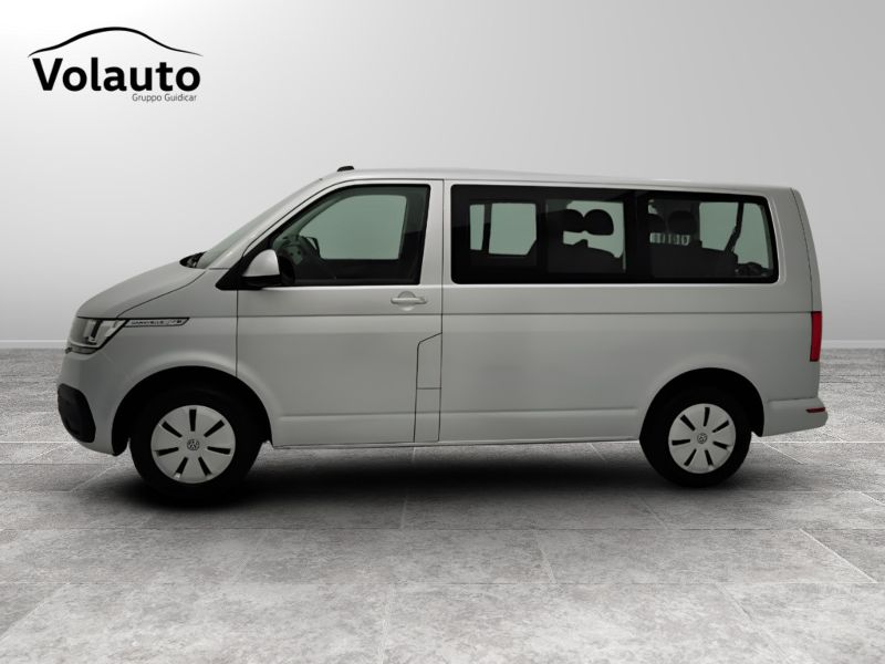 GuidiCar - VOLKSWAGEN Caravelle 2023 T6.1 Caravelle 2.0 tdi 150cv Comfortline p.c. dsg7 Usato