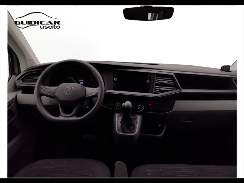 GuidiCar - VOLKSWAGEN Caravelle 2023 T6.1 Caravelle 2.0 tdi 150cv Comfortline p.c. dsg7 Usato
