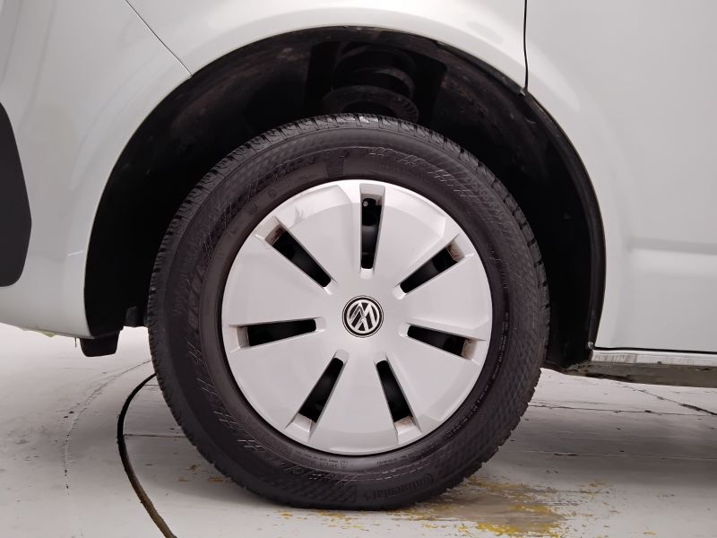 GuidiCar - VOLKSWAGEN Caravelle 2023 T6.1 Caravelle 2.0 tdi 150cv Comfortline p.c. dsg7 Usato