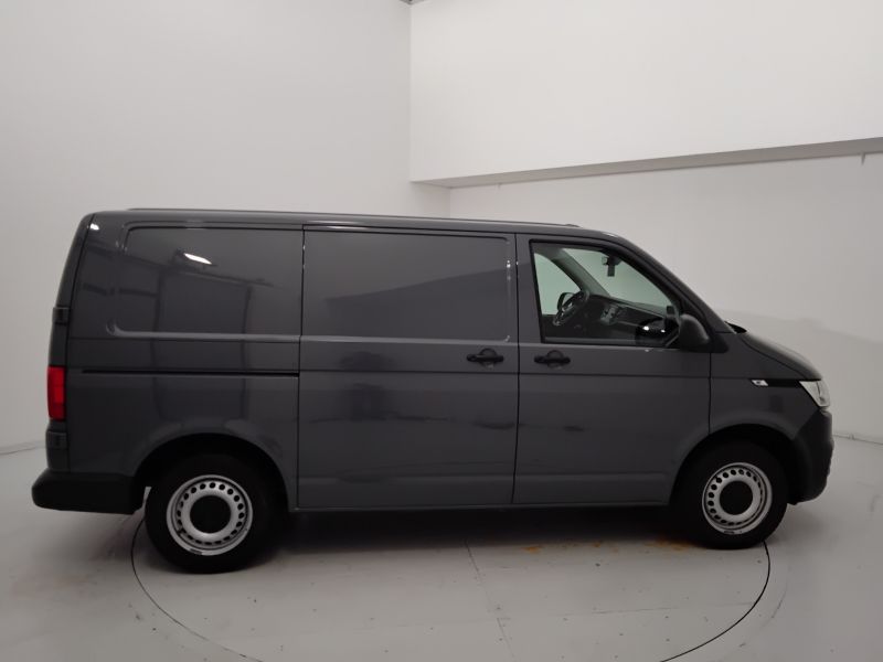 GuidiCar - VOLKSWAGEN Transporter 2021 T6.1 Transporter 28 2.0 tdi 110cv Business p.c. Usato