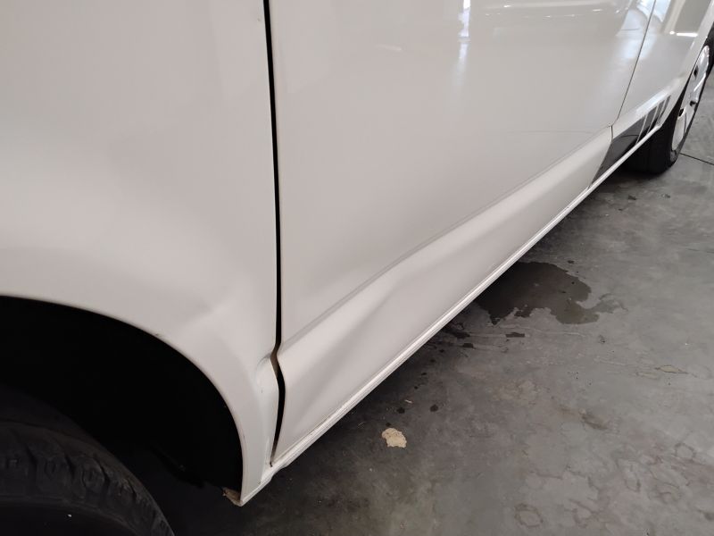 GuidiCar - VOLKSWAGEN Transporter 2021 T6.1 Transporter 30 2.0 tdi 150cv kombi p.c. Usato