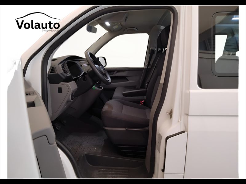GuidiCar - VOLKSWAGEN Transporter 2021 T6.1 Transporter 30 2.0 tdi 150cv kombi p.c. Usato