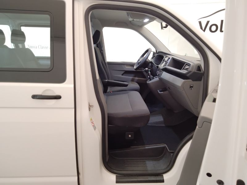 GuidiCar - VOLKSWAGEN Transporter 2021 T6.1 Transporter 30 2.0 tdi 150cv kombi p.c. Usato