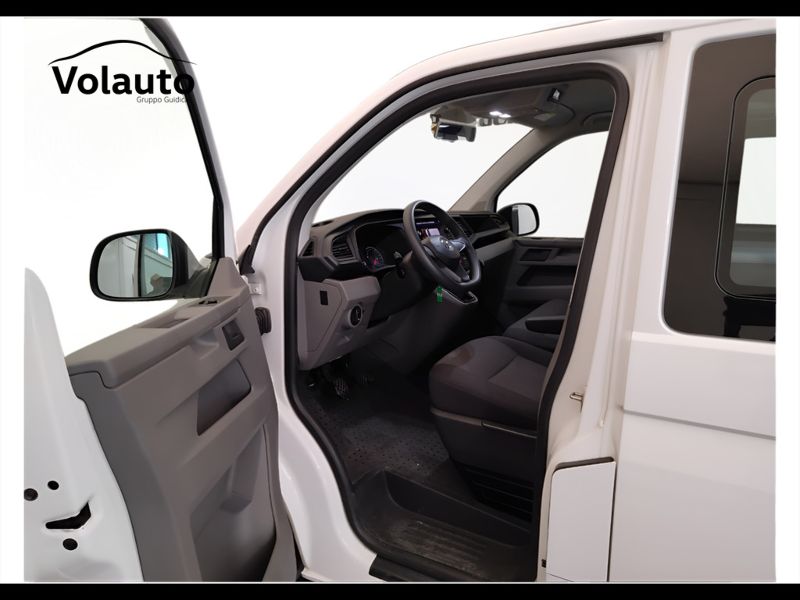 GuidiCar - VOLKSWAGEN Transporter 2021 T6.1 Transporter 30 2.0 tdi 150cv kombi p.c. Usato