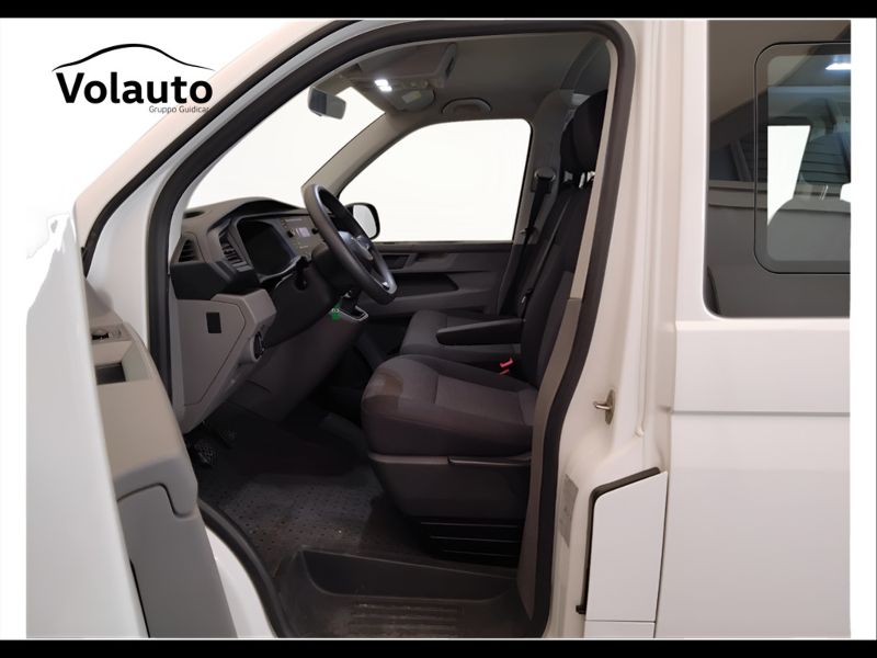 GuidiCar - VOLKSWAGEN Transporter 2021 T6.1 Transporter 30 2.0 tdi 150cv kombi p.c. Usato