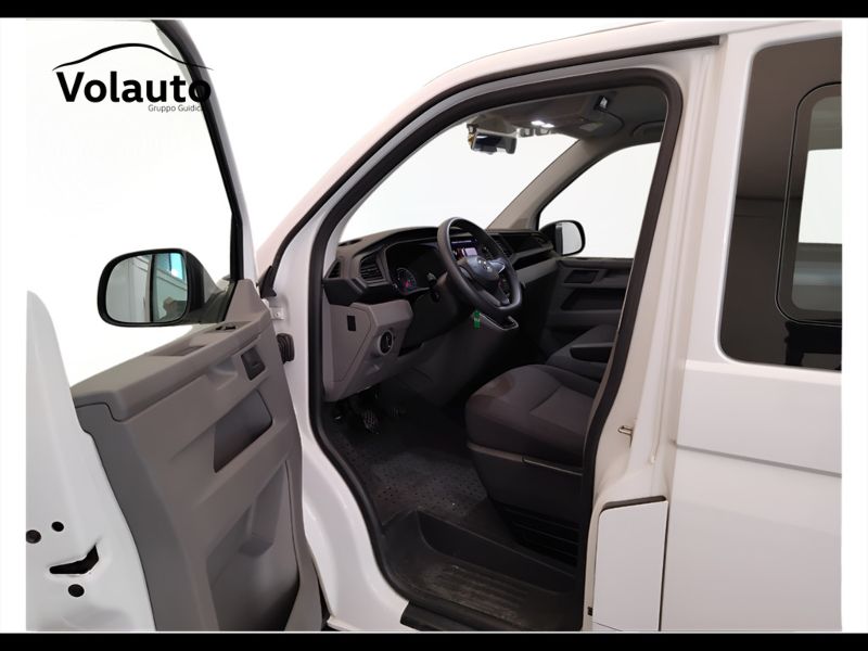 GuidiCar - VOLKSWAGEN Transporter 2021 T6.1 Transporter 30 2.0 tdi 150cv kombi p.c. Usato