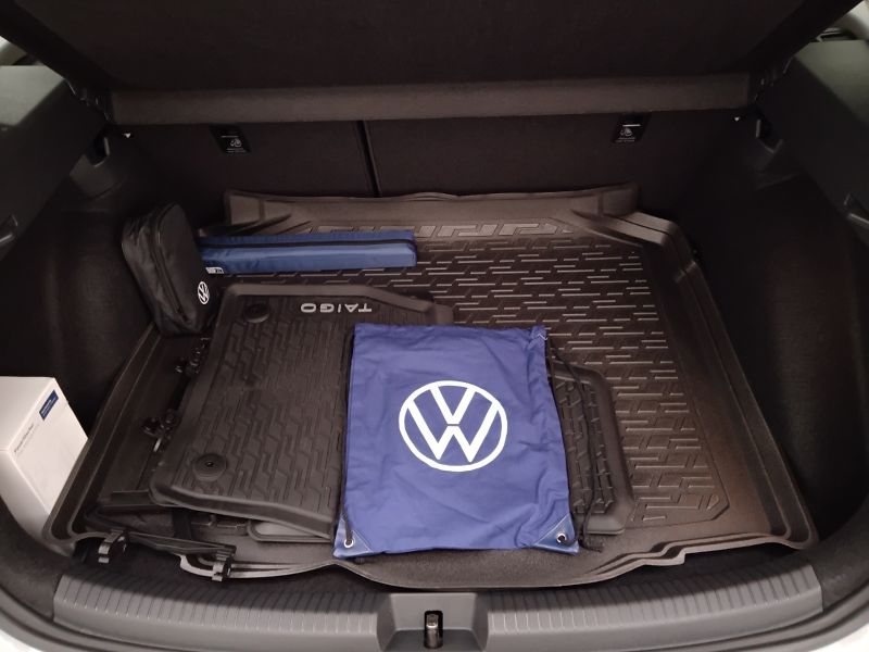 GuidiCar - VOLKSWAGEN Taigo 2024 Taigo 1.0 tsi Edition Plus 95cv Km0
