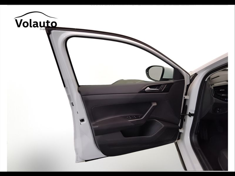 GuidiCar - VOLKSWAGEN Taigo 2022 Taigo 1.0 tsi Life 110cv Usato