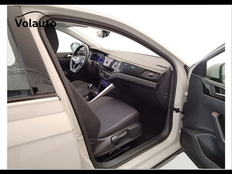 GuidiCar - VOLKSWAGEN Taigo 2023 Taigo 1.0 tsi Life 110cv Usato