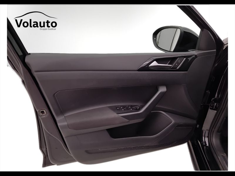 GuidiCar - VOLKSWAGEN Taigo 2024 Taigo 1.0 tsi Life 110cv Usato