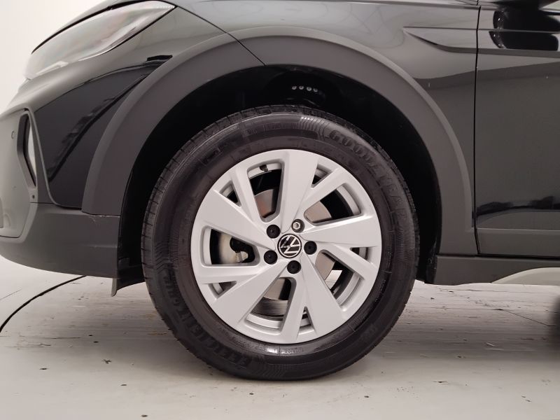 GuidiCar - VOLKSWAGEN Taigo 2024 Taigo 1.0 tsi Life 110cv Usato