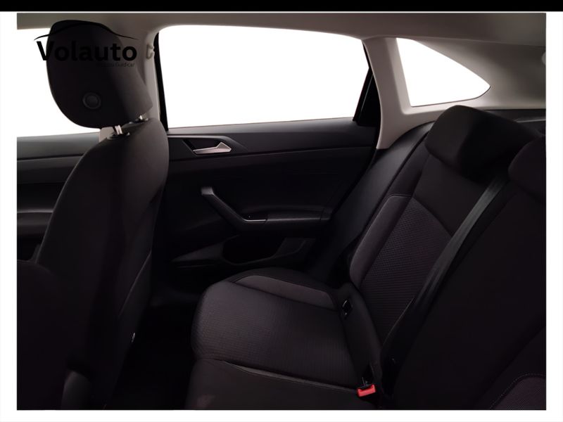 GuidiCar - VOLKSWAGEN Taigo 2024 Taigo 1.0 tsi Life 110cv Usato