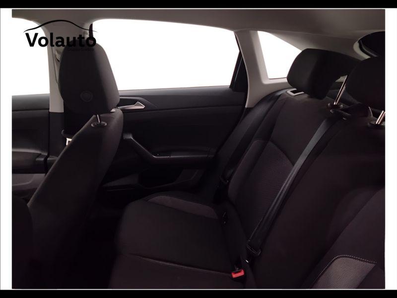 GuidiCar - VOLKSWAGEN Taigo 2024 Taigo 1.0 tsi Life 110cv Usato