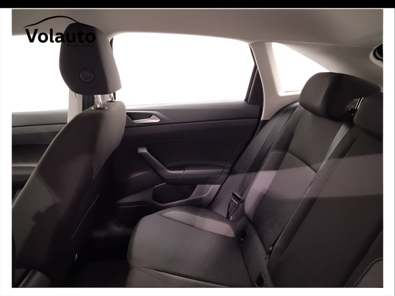GuidiCar - VOLKSWAGEN Taigo 2024 Taigo 1.0 tsi Life 110cv Usato