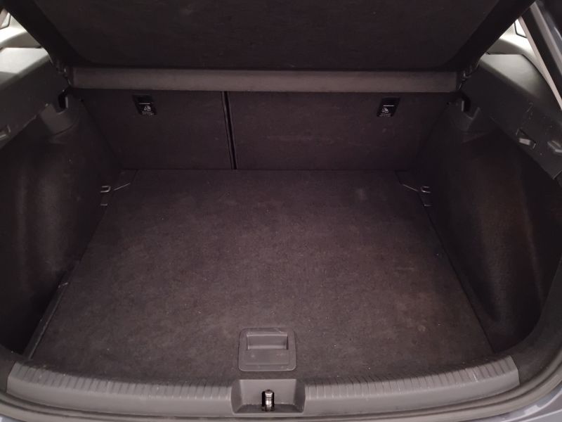GuidiCar - VOLKSWAGEN Taigo 2024 Taigo 1.0 tsi Life 110cv Usato