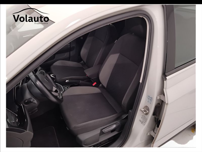 GuidiCar - VOLKSWAGEN Taigo 2022 Taigo 1.0 tsi Life 95cv Usato