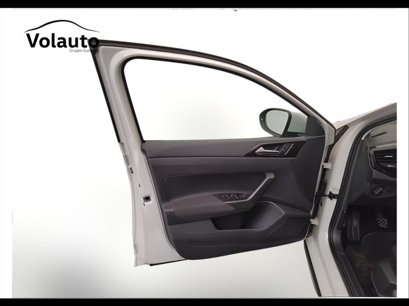 GuidiCar - VOLKSWAGEN Taigo 2023 Taigo 1.0 tsi Life 95cv Usato