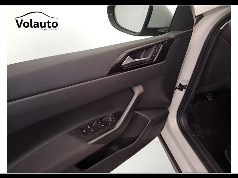 GuidiCar - VOLKSWAGEN Taigo 2023 Taigo 1.0 tsi Life 95cv Usato