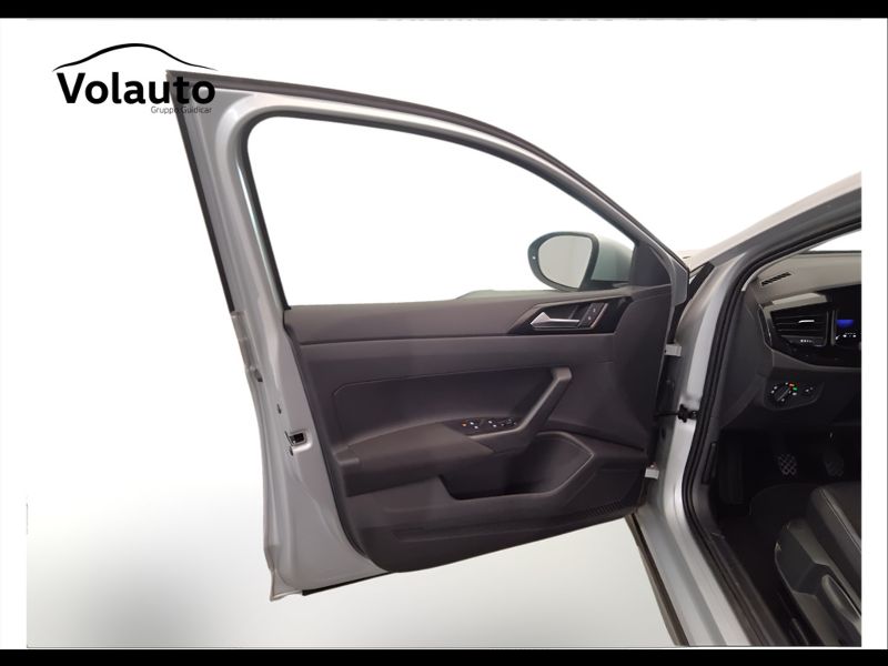 GuidiCar - VOLKSWAGEN Taigo 2024 Taigo 1.0 tsi Life 95cv Usato