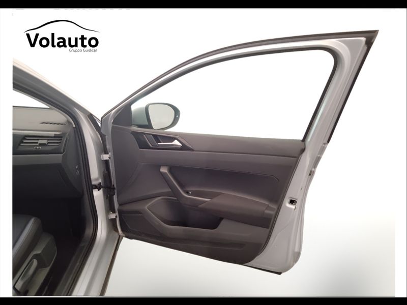 GuidiCar - VOLKSWAGEN Taigo 2024 Taigo 1.0 tsi Life 95cv Usato