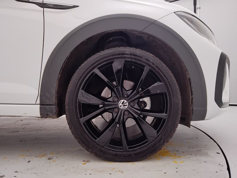 GuidiCar - VOLKSWAGEN Taigo 2022 Taigo 1.0 tsi R-Line 110cv dsg Usato