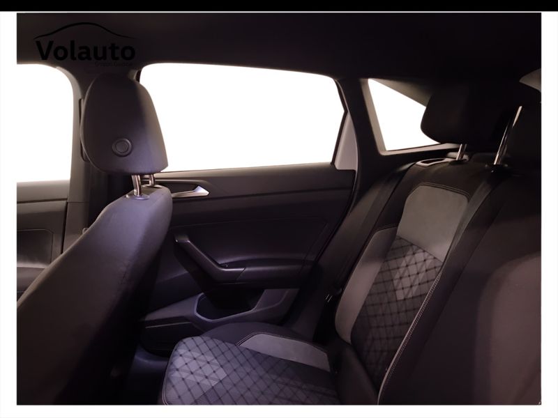 GuidiCar - VOLKSWAGEN Taigo 2022 Taigo 1.0 tsi R-Line 110cv dsg Usato