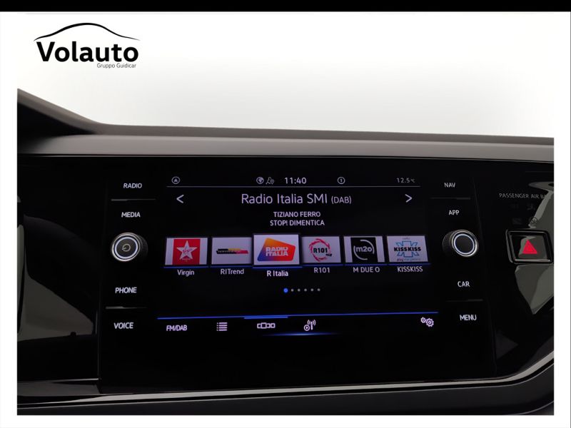 GuidiCar - VOLKSWAGEN Taigo 2022 Taigo 1.0 tsi R-Line 110cv dsg Usato