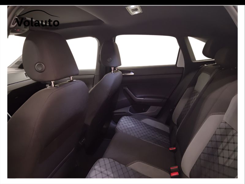GuidiCar - VOLKSWAGEN Taigo 2022 Taigo 1.0 tsi R-Line 110cv dsg Usato