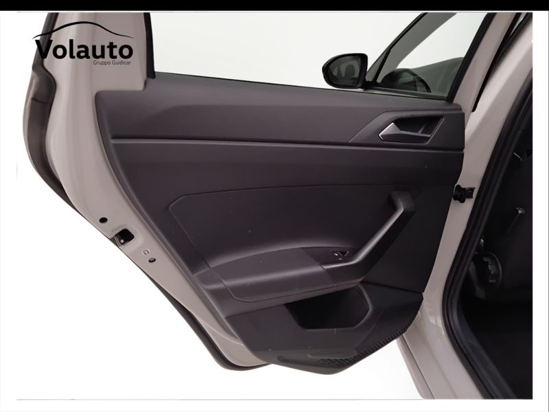 GuidiCar - VOLKSWAGEN Taigo 2022 Taigo 1.0 tsi R-Line 110cv dsg Usato