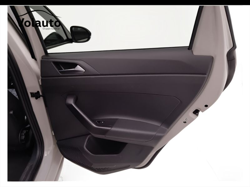 GuidiCar - VOLKSWAGEN Taigo 2022 Taigo 1.0 tsi R-Line 110cv dsg Usato
