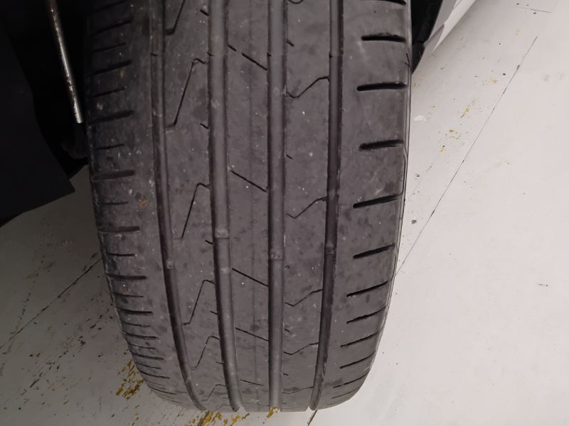GuidiCar - VOLKSWAGEN Taigo 2022 Taigo 1.0 tsi R-Line 110cv dsg Usato