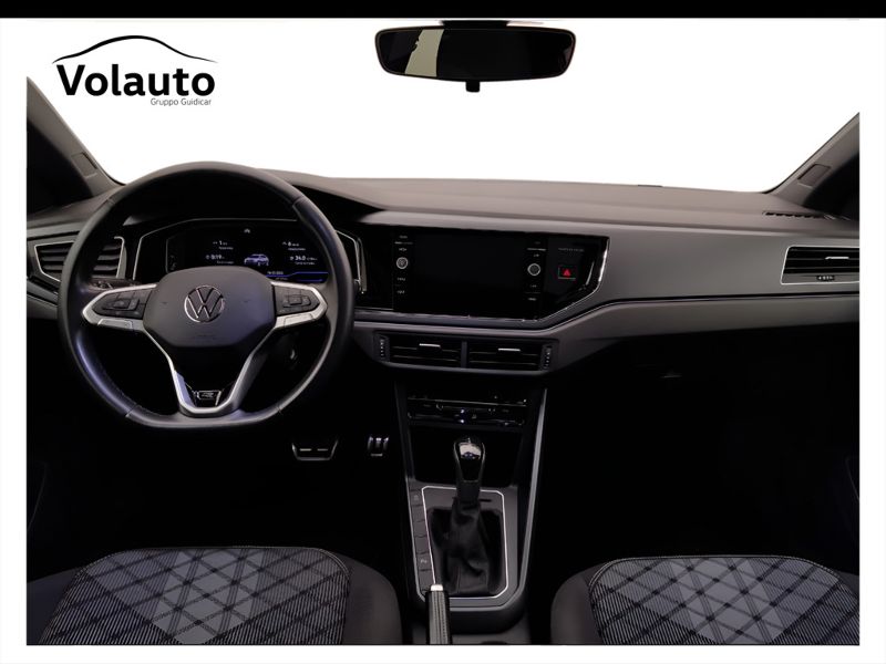 GuidiCar - VOLKSWAGEN Taigo 2022 Taigo 1.0 tsi R-Line 110cv dsg Usato