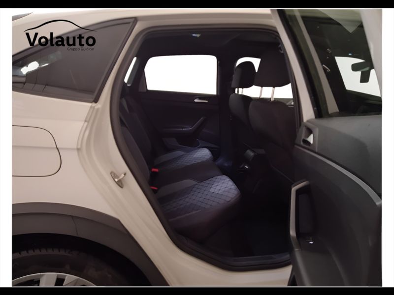 GuidiCar - VOLKSWAGEN Taigo 2022 Taigo 1.0 tsi R-Line 110cv dsg Usato