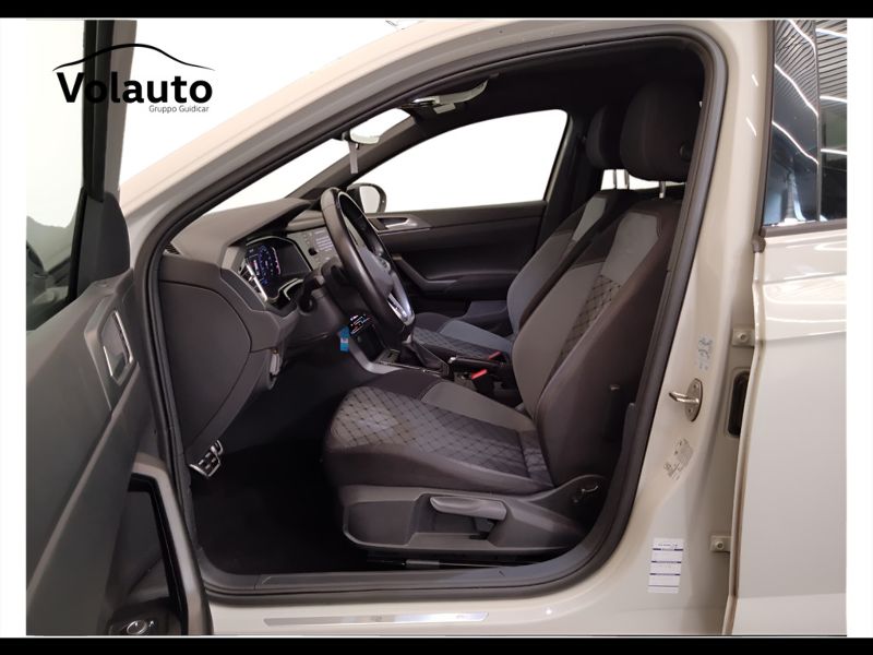 GuidiCar - VOLKSWAGEN Taigo 2022 Taigo 1.0 tsi R-Line 110cv dsg Usato