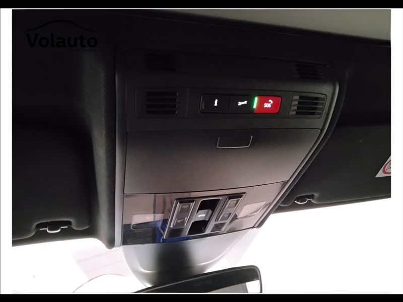 GuidiCar - VOLKSWAGEN Taigo 2022 Taigo 1.0 tsi R-Line 110cv dsg Usato