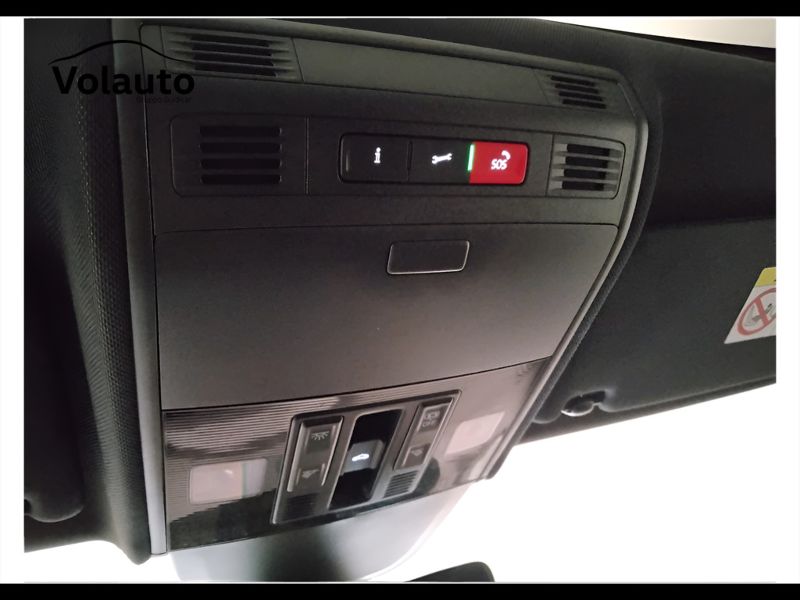 GuidiCar - VOLKSWAGEN Taigo 2022 Taigo 1.0 tsi R-Line 110cv dsg Usato