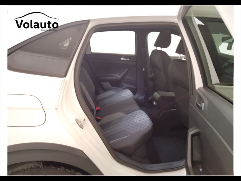 GuidiCar - VOLKSWAGEN Taigo 2022 Taigo 1.0 tsi R-Line 110cv dsg Usato