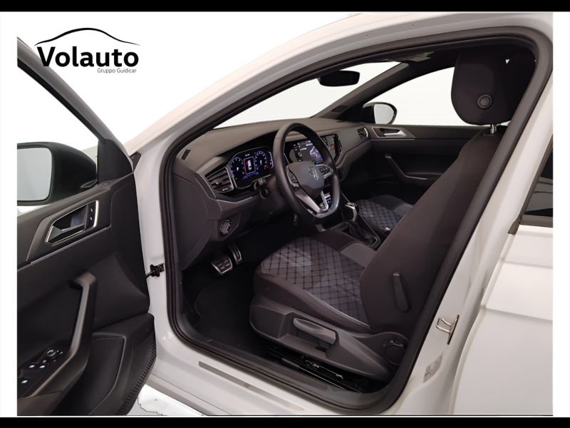 GuidiCar - VOLKSWAGEN Taigo 2022 Taigo 1.0 tsi R-Line 110cv dsg Usato