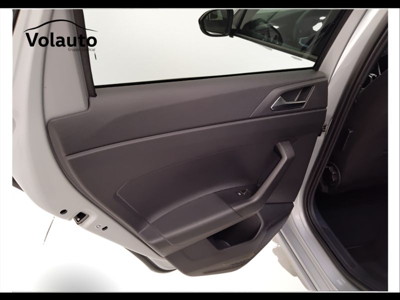 GuidiCar - VOLKSWAGEN Taigo 2023 Taigo 1.0 tsi R-Line 110cv dsg Usato
