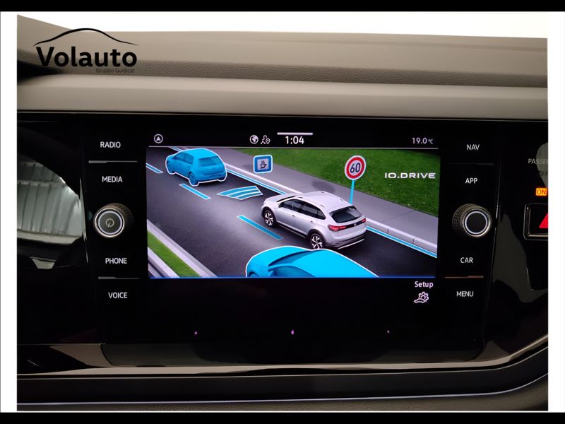 GuidiCar - VOLKSWAGEN Taigo 2022 Taigo 1.0 tsi R-Line 110cv Usato