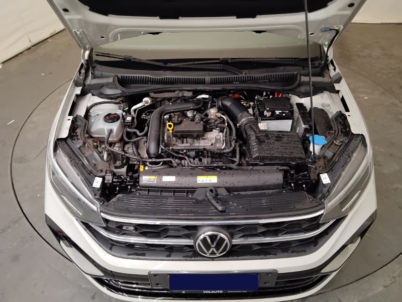 GuidiCar - VOLKSWAGEN Taigo 2022 Taigo 1.0 tsi R-Line 110cv Usato