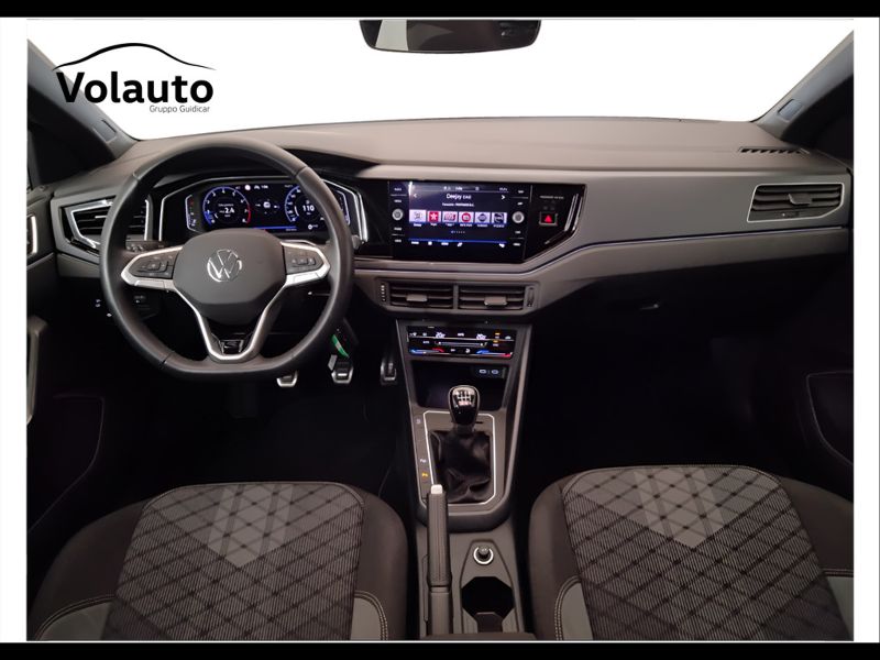 GuidiCar - VOLKSWAGEN Taigo 2022 Taigo 1.0 tsi R-Line 110cv Usato