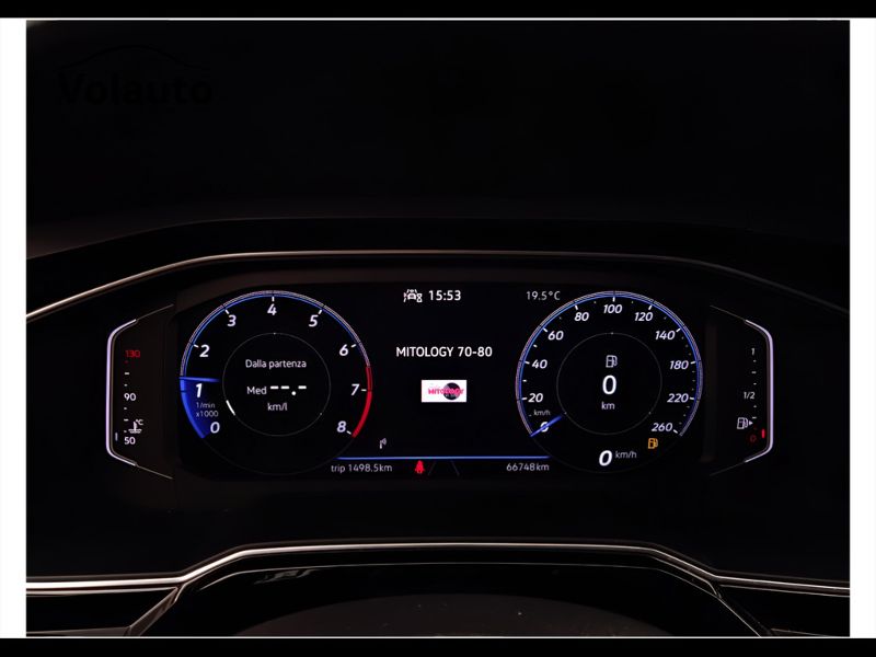 GuidiCar - VOLKSWAGEN Taigo 2022 Taigo 1.0 tsi R-Line 110cv Usato