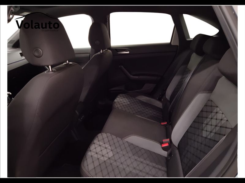 GuidiCar - VOLKSWAGEN Taigo 2022 Taigo 1.0 tsi R-Line 110cv Usato