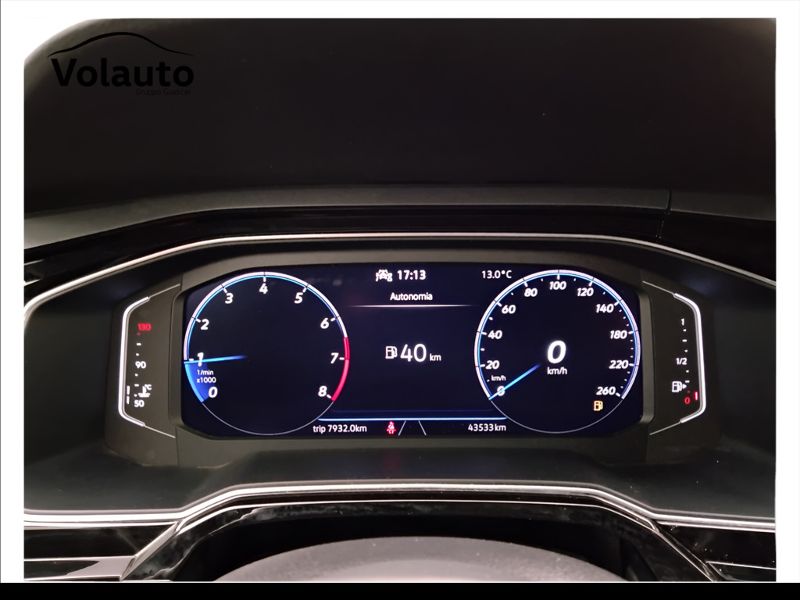 GuidiCar - VOLKSWAGEN Taigo 2022 Taigo 1.0 tsi R-Line 110cv Usato